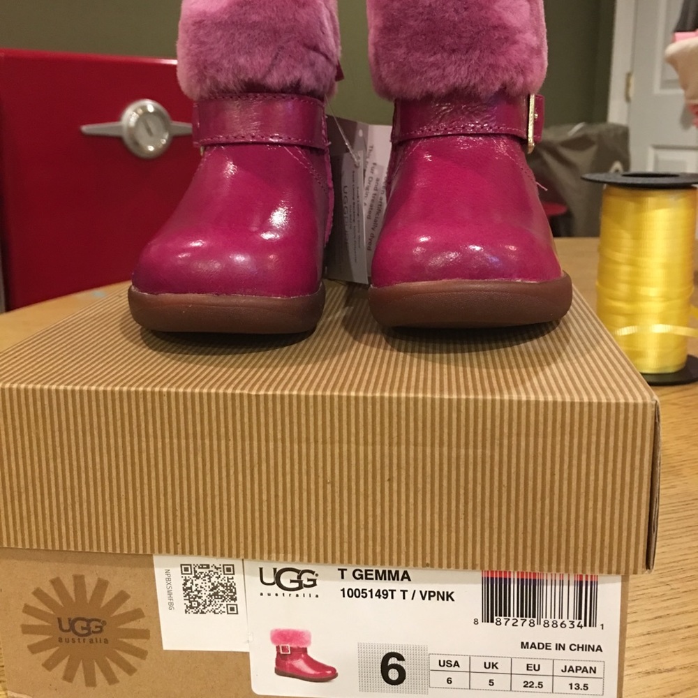 Girls ugg boots. Brand new in box. Toddler size 6